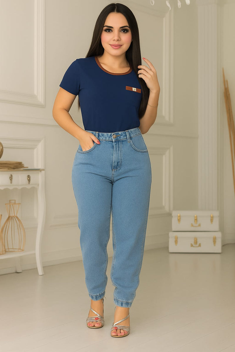 ❤️ Blusa Básica com Detalhe no Bolso – estilo e praticidade em uma peça versátil! ❤️