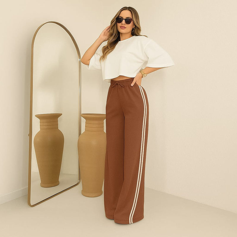 Calça Pantalona Esportiva com Listras Laterais