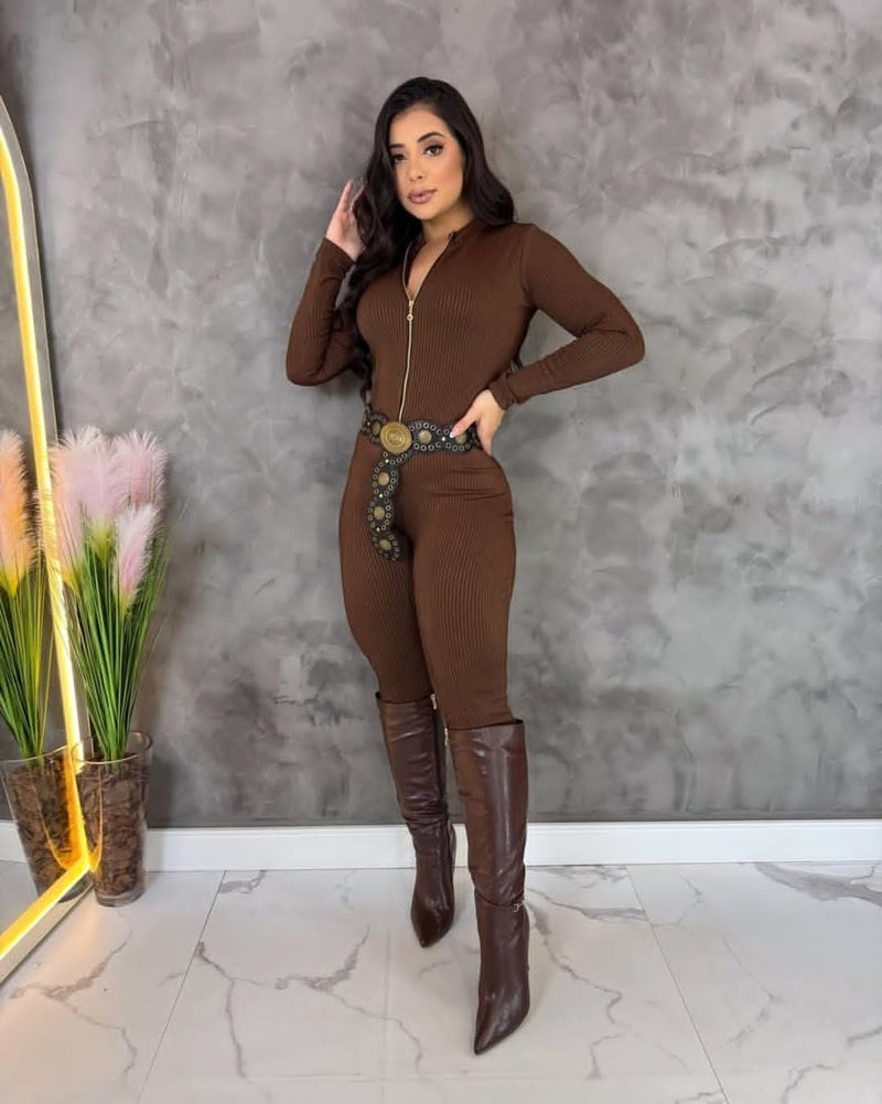 ✨ Macacão da Virgínia – Estilo, Conforto e Elegância em Uma Só Peça!